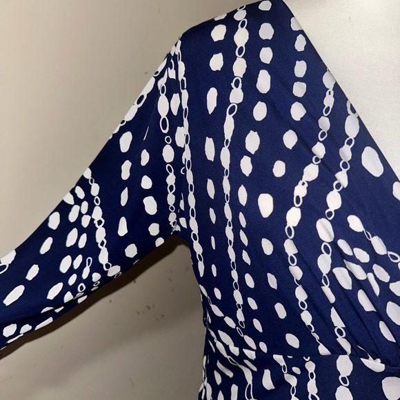 Talbots white & blue polka dotted dress with light weighted breathable material - Picture 3 of 12